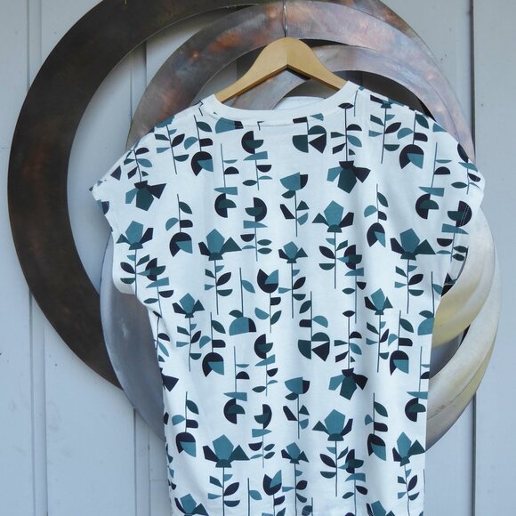 Graphic Tee - Picture 2 of 2